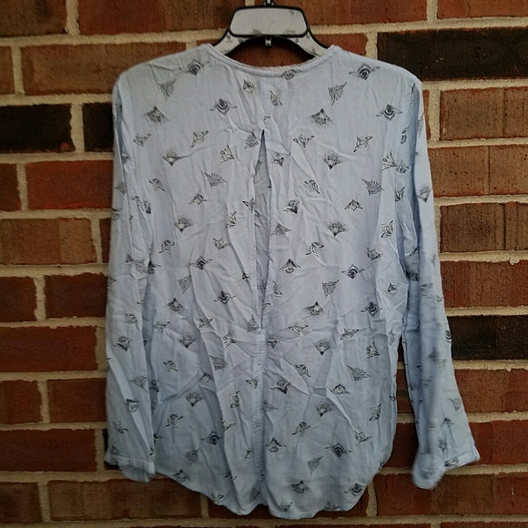 Hinge ruffle Print Long Sleeve Blouse - Picture 9 of 10